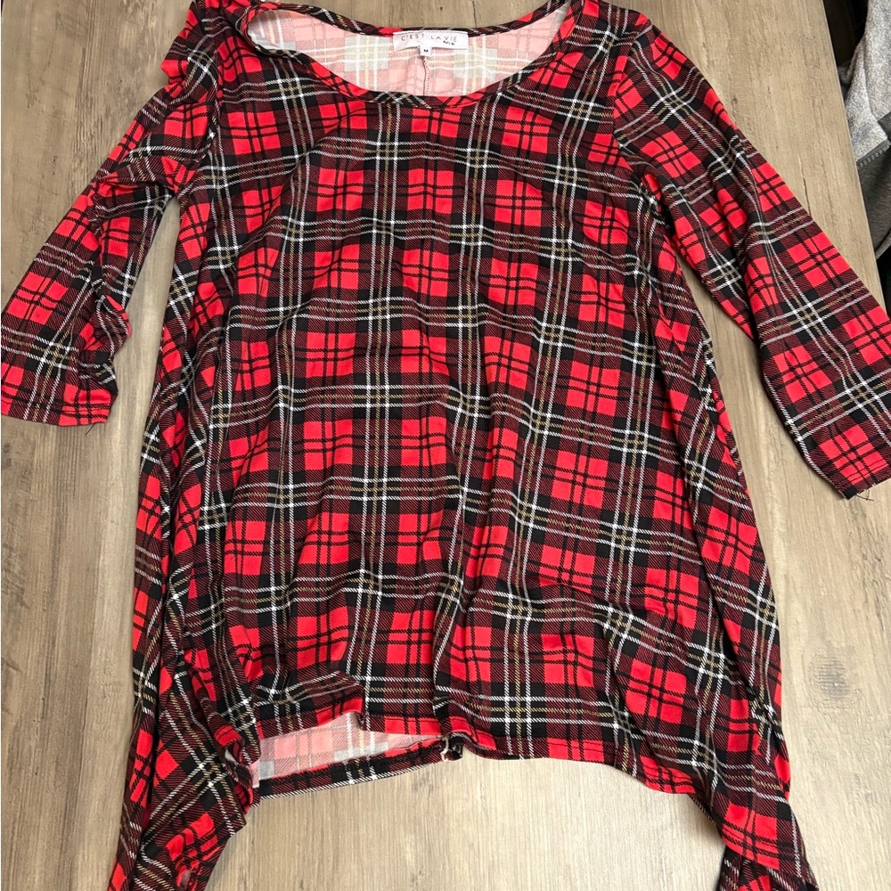 Plaid Long Sleeve Top - Red and Black